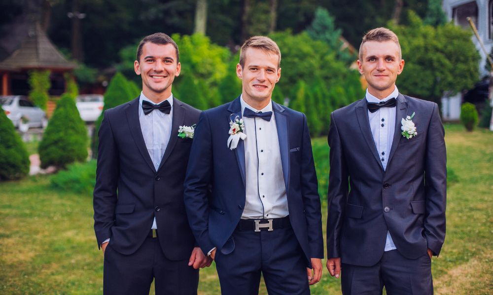 How To Choose Vests and Ties for Groomsmen