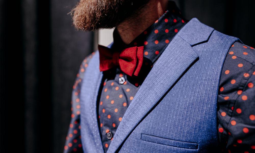 The Differences Between the Tie and the Bow Tie