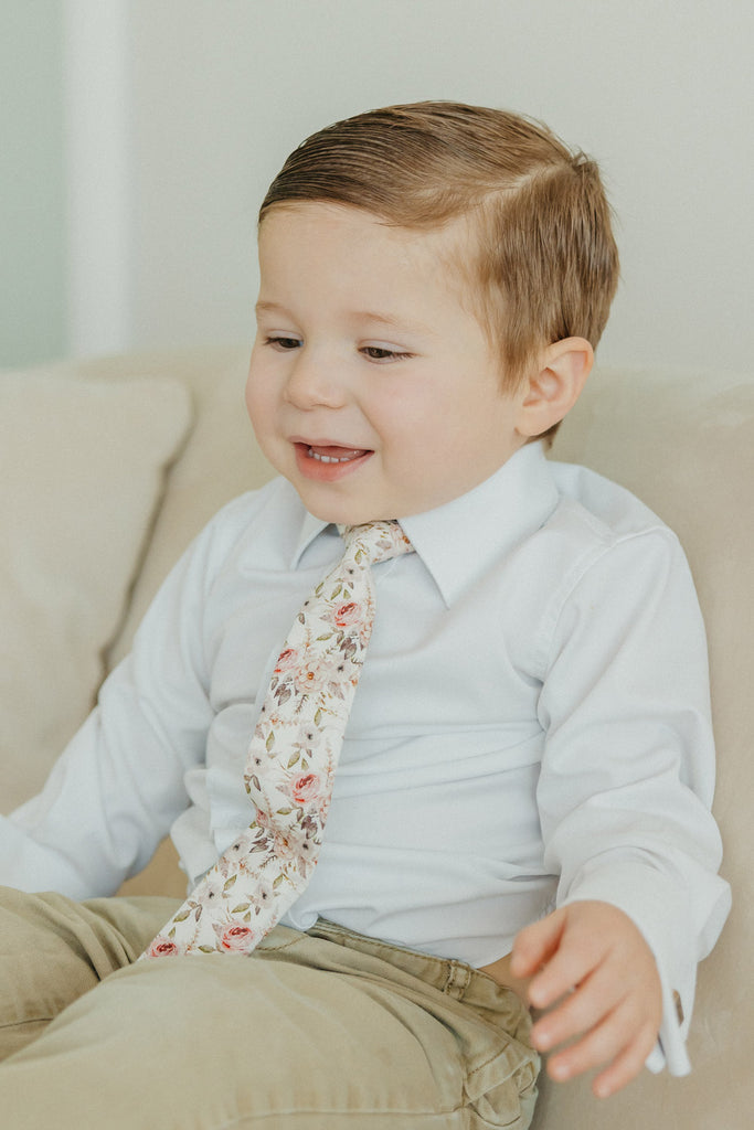 Quicksand Roses Boys Tie