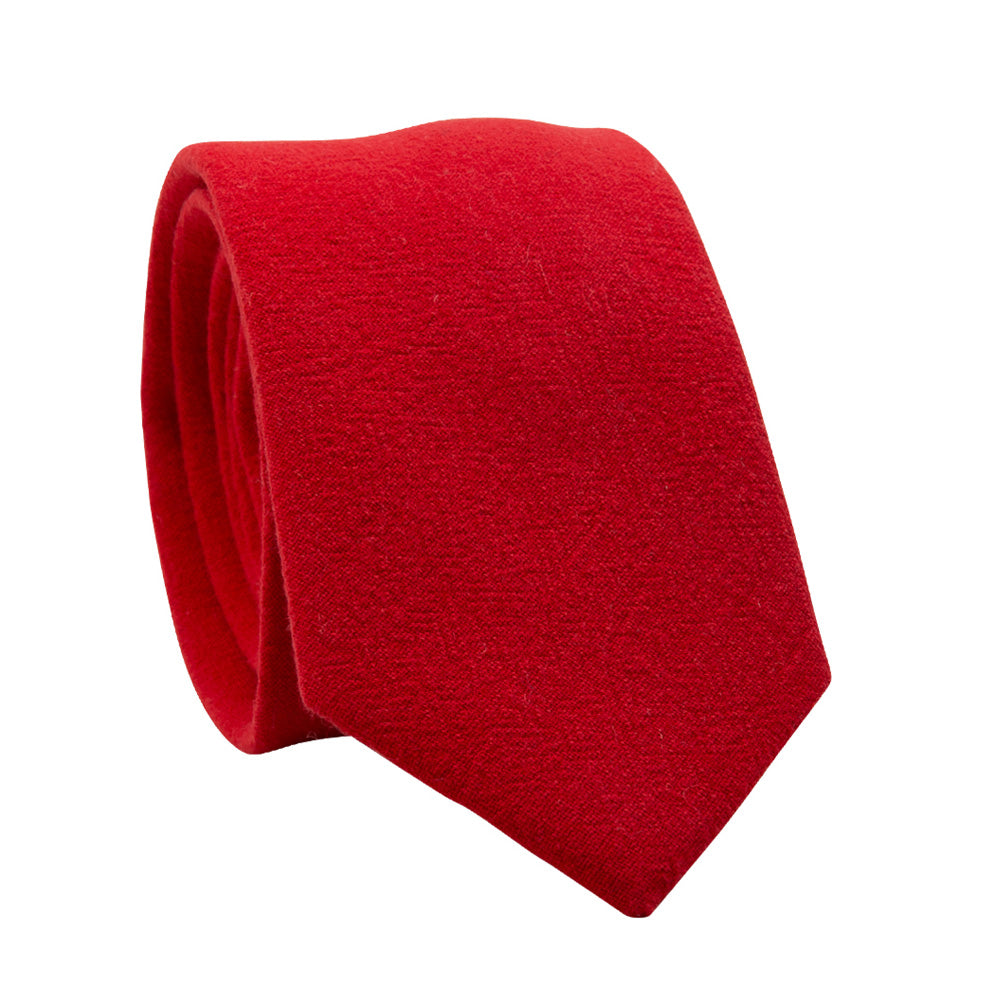 DAZI Scarlet Necktie. 